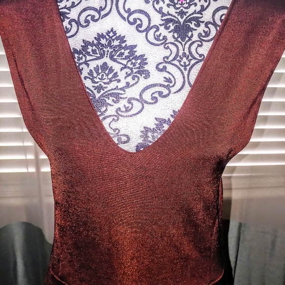 Burgundy vegan leather skirt with top size… - Picture 6 of 14